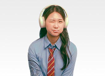 일상이 여행이 되는 순간을 기록하는 여행 크리에이터 혀니 입니다.