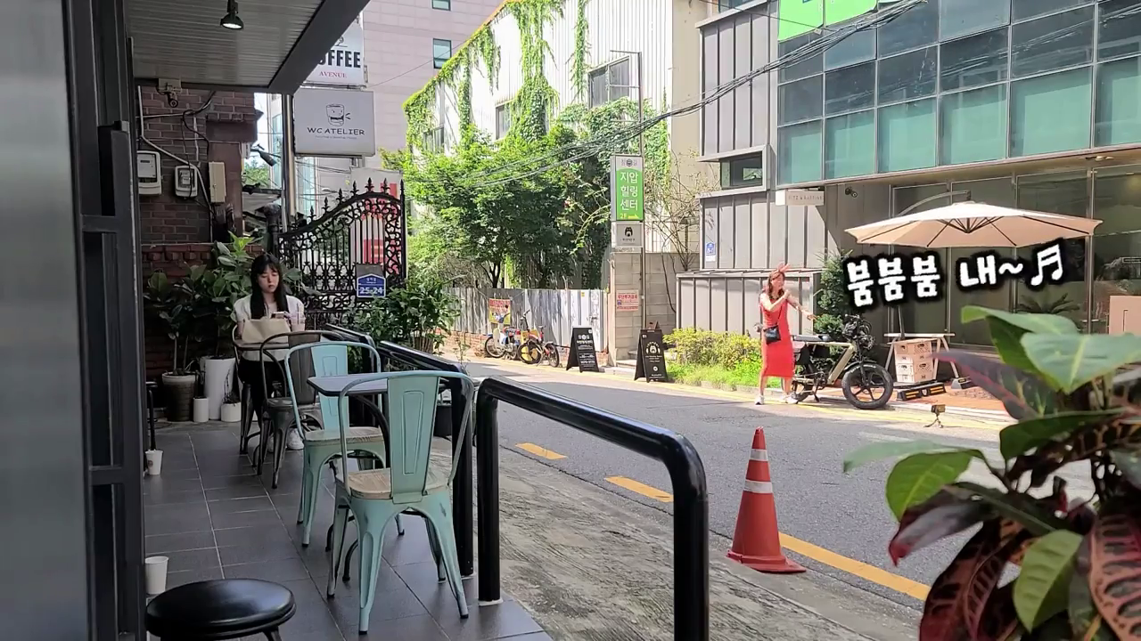 합정역 산책 방송 중 난입한 동네 아저씨 참교육 (ft. 합마르뜨)